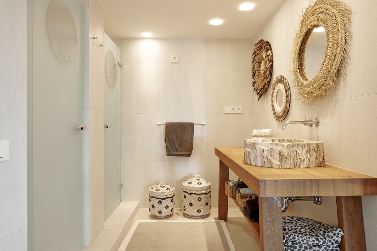 Resa estates ibiza huis kopen bathroom .jpg